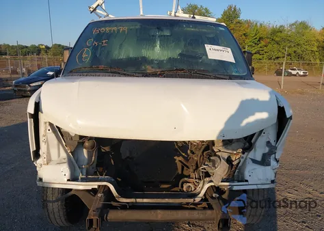 2015 Chevrolet Express 2500 Work Van z USA, uszkodzony, nr VIN 1GCWGFCF2F1153166